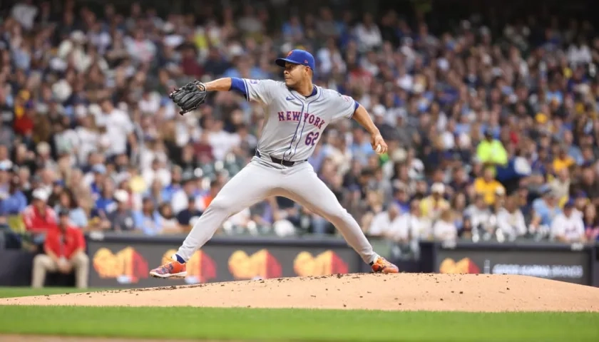 José Quintana quedó con marca de 10 ganados y 10 perdidos. 