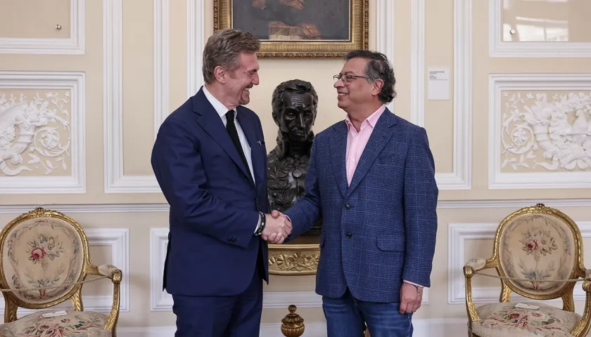 Encuentro del presidente Gustavo Petro con el CEO del Grupo ENEL, Flavio Cattaneo.