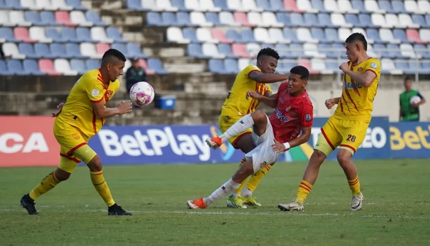 Miller Bacca, delantero del Barranquilla FC durante el partido contra el Bogotá FC. 