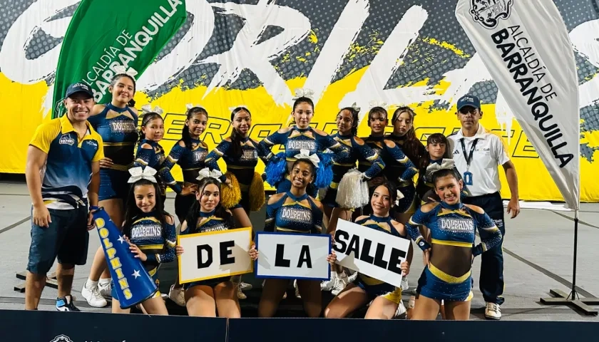 Equipo de porrismo de La Salle. 