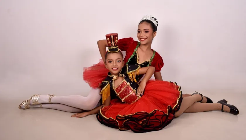 Mariángel León De Las Salas y Helena Jirado Medrano serán coronadas reinas de la comparsa Torito en Carnaval 2025. 