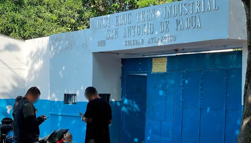 Colegio San Antonio de Padua, donde se presentó el ataque a bala. 