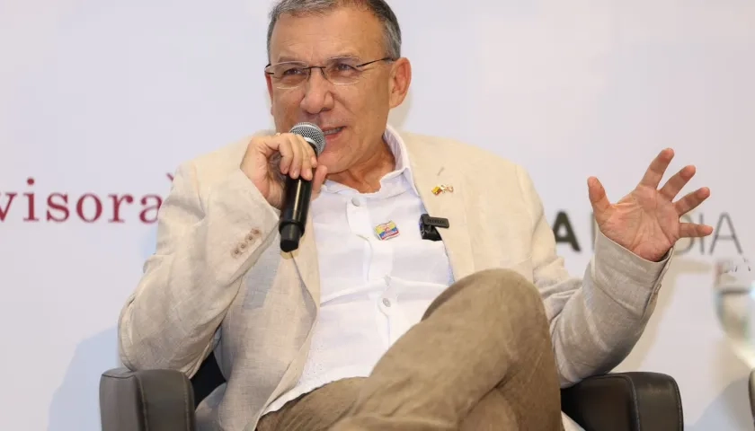 El embajador de Colombia en Reino Unido, Roy Barreras.