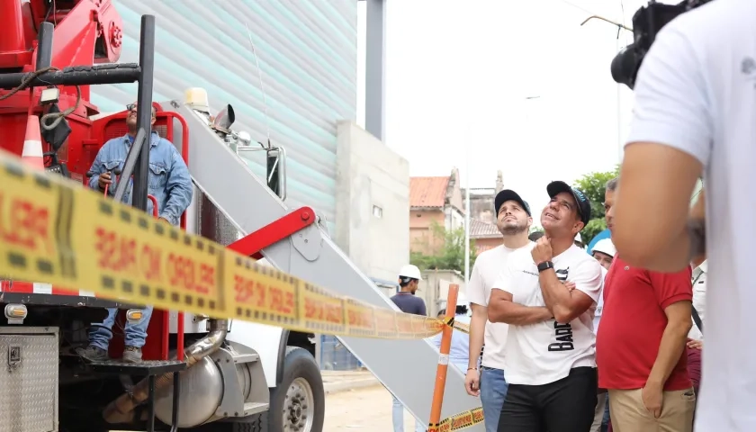 Alejandro Char en el Hospital de Barranquilla.