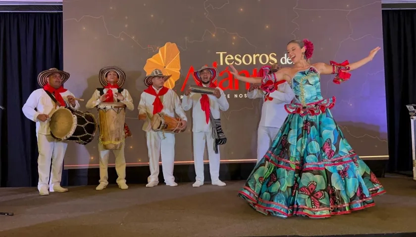 La reina del Carnaval de Barranquilla, Tatiana Angulo, en el lanzamiento del proyecto 'Tesoros del Atlántico'. 