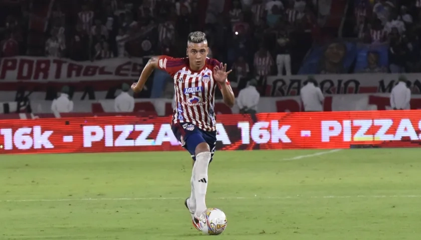 Víctor Cantillo en un partido con Junior este año.