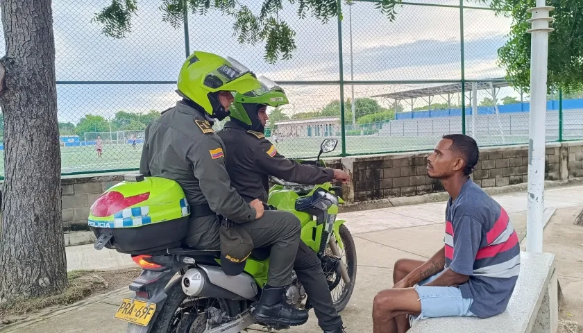 Patrulleros de la Policía Atlántico. 