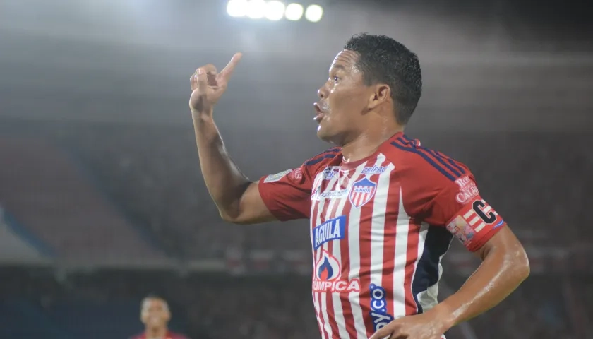 Carlos Bacca suma 24 goles con Junior en el año.