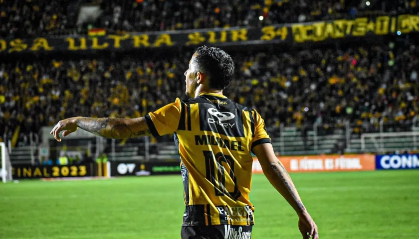 Michael Ortega en un partido con The Strongest.