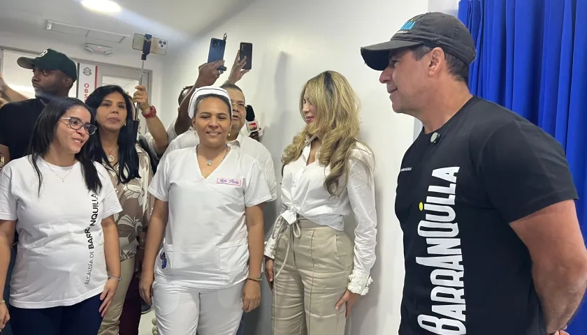 Alcalde Alejandro Char durante la entrega del Nuevo Hospital Barranquilla.