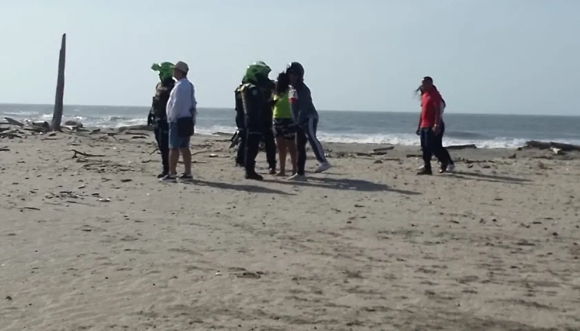 Búsqueda en playas de Puerto Colombia. 