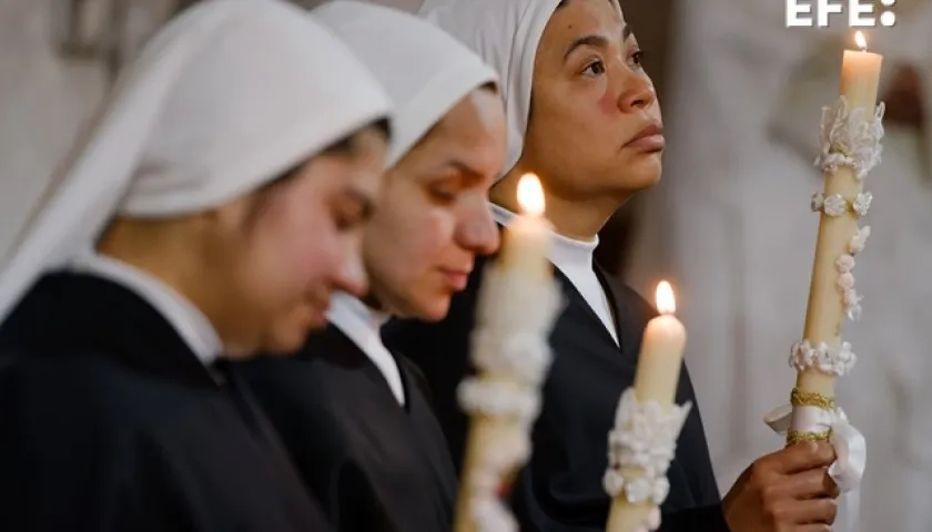 Las tres monjas colombianas.