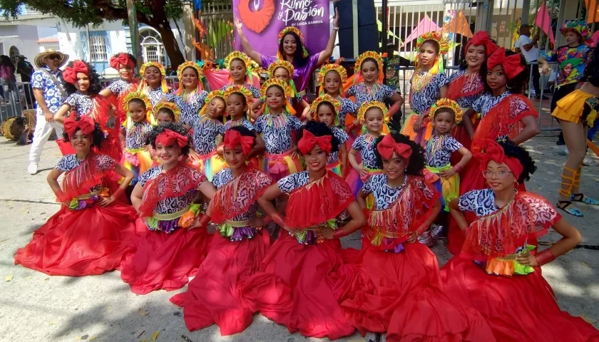  Escuela de danza ‘Ritmo y pasión by: Luisa Barros'. 