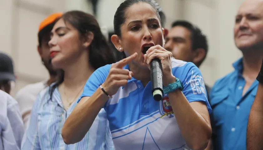 Candidata a la Presidencia de Ecuador, Luisa González.