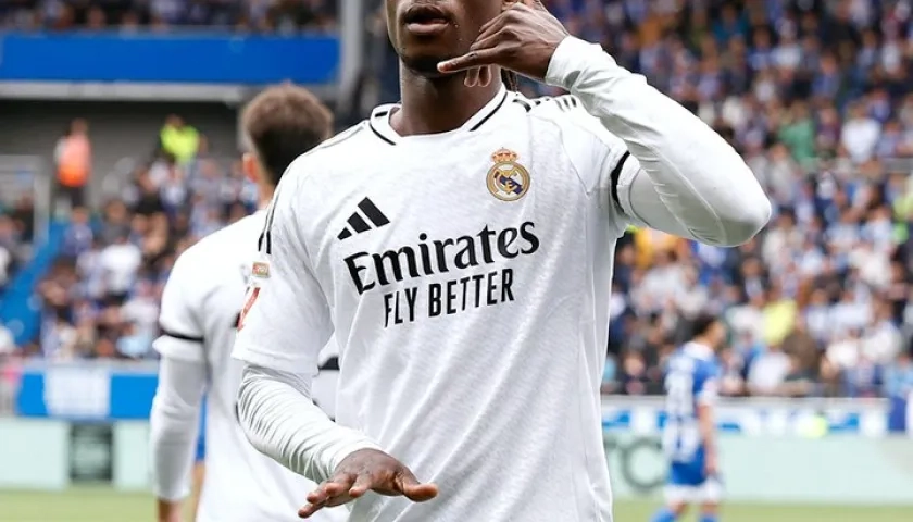 Eduardo Camavinga celebrando su gol.