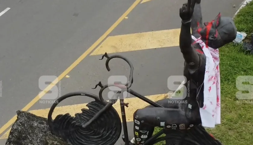 Estatua de 'Lucho' Herrera.