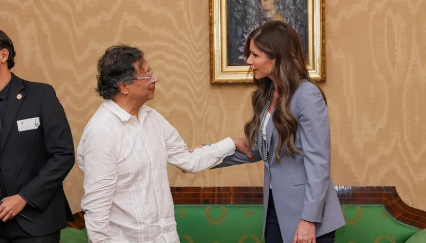 El Presidente Gustavo Petro y la Secretaria de Seguridad Nacional de Estados Unidos, Kristi Noem.