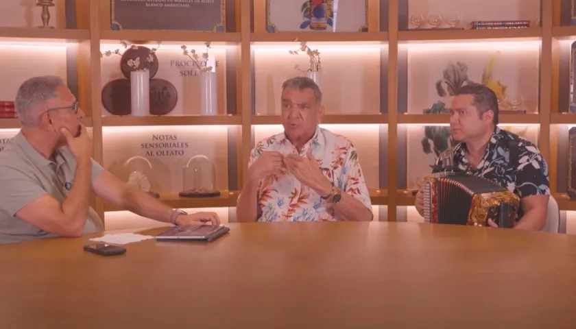 Camilo Namén junto al periodista Jorge Cura. 