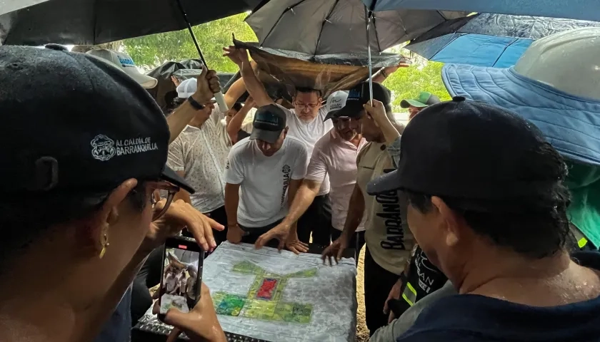 Alcalde Alejandro Char en inicio de obras de parque en urbanización La Playa.