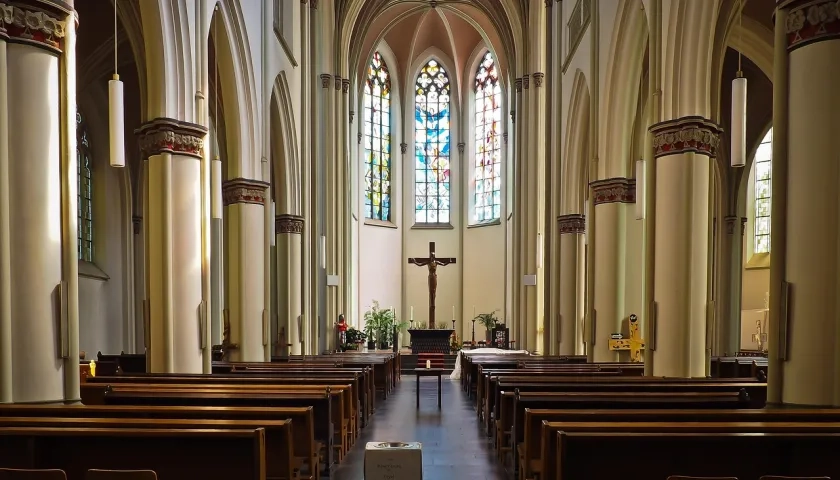 Aspecto de una iglesia católica. Imagen de referencia.
