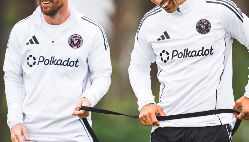 Lionel Messi y Luis Suárez, jugadores del Inter Miami, y socios del LSM.