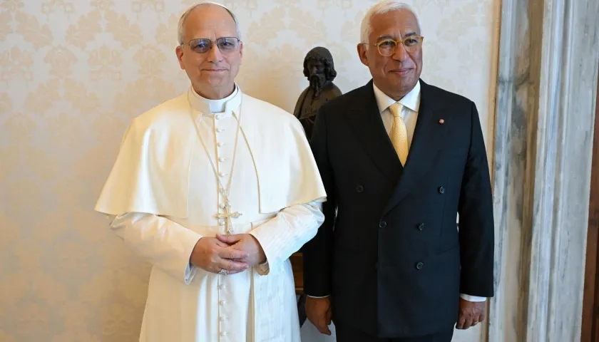 El Papa León XIV junto al presidente del Consejo Europeo, Antonio Costa.