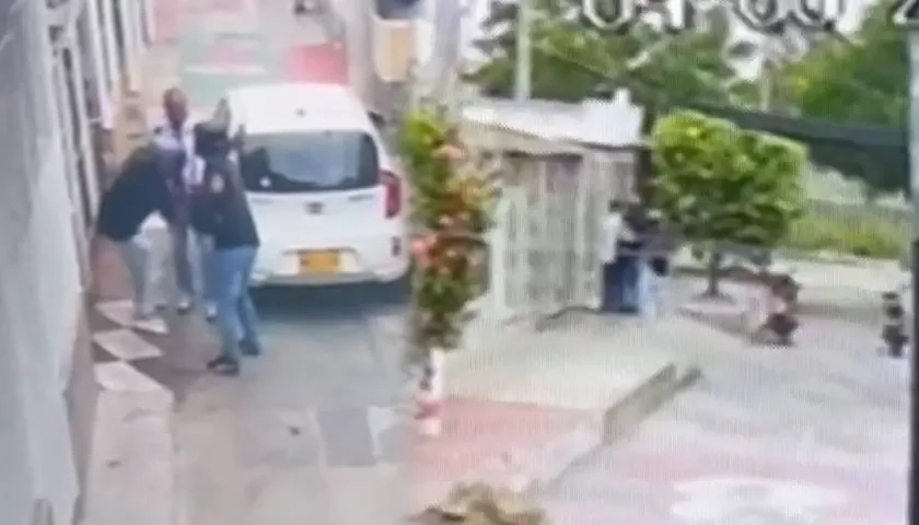 Momento en que cometieron los atracos.