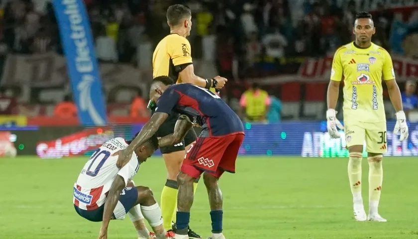 Lesión de Déiber Caicedo.