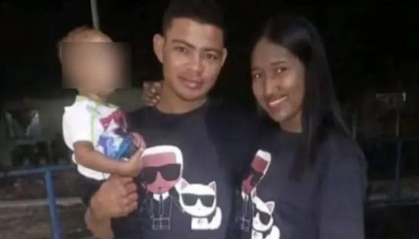 German García, su esposa y su bebé de 3 años. 