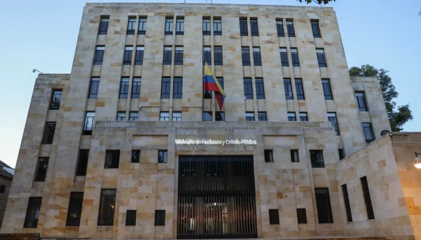 Ministerio de Hacienda y Crédito Público.