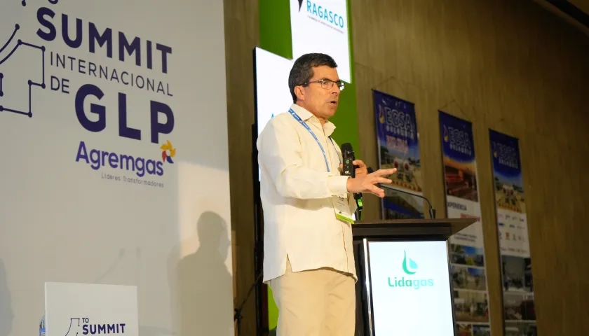 Orlando Velandia, comisionado de la Creg.