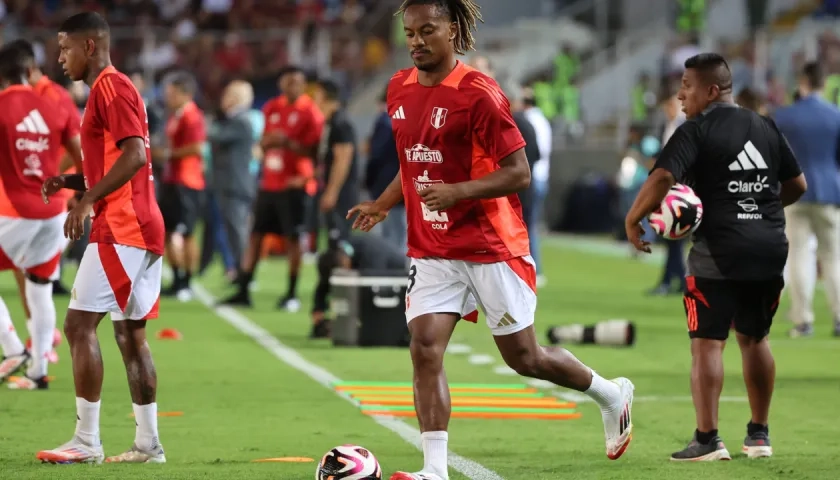 El peruano André Carrillo, centrocampista del Corinthians de Brasil.
