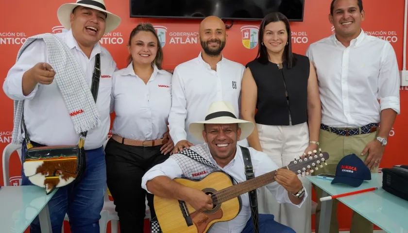 Promotores de Panaca y funcionarios de la Gobernación del Atlántico. 