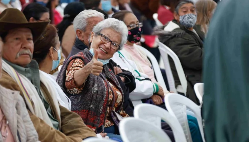 La caída de la natalidad está acelerando esa etapa de envejecimiento. 