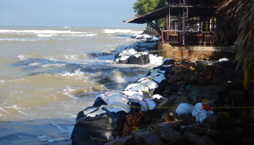 Erosión costera en Santa Verónica.