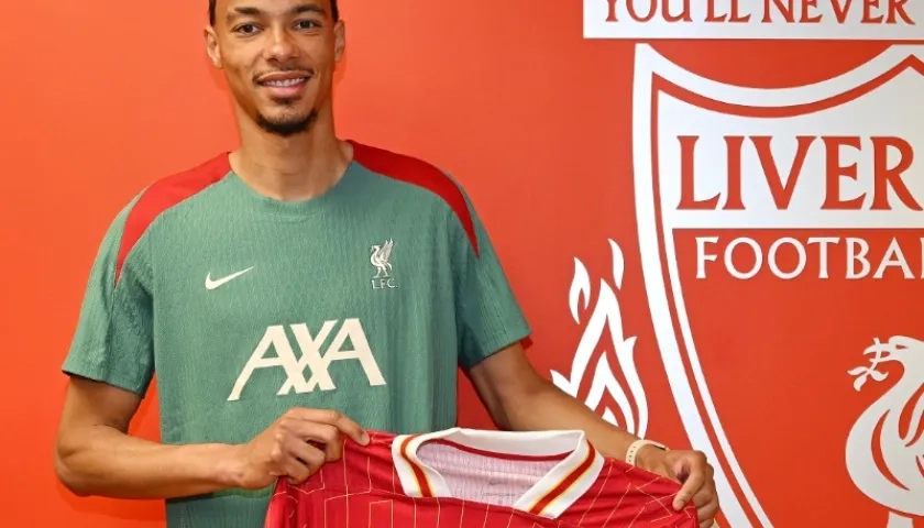 El delantero Hugo Ekitiké.