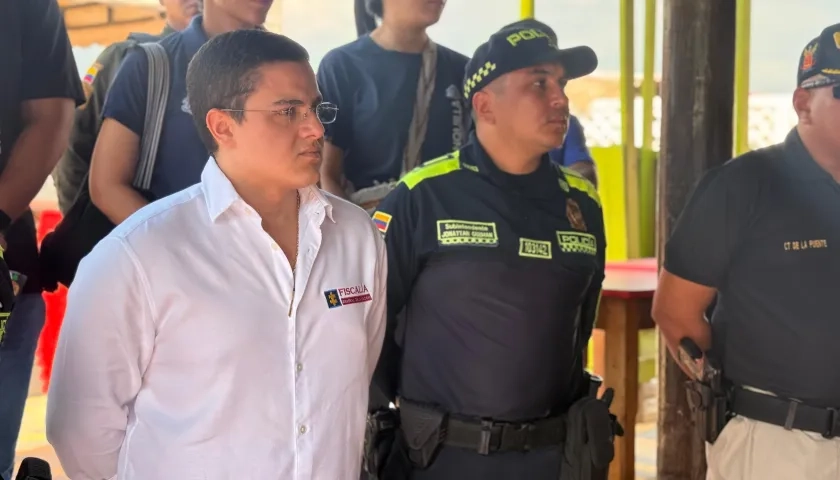 La jornada de sensibilización se realizó en la playa de Puerto Mocho. 