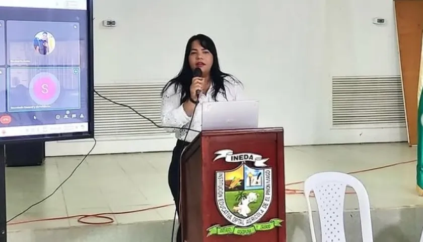 Lorena Luz Rada De la Hoz, alcaldesa municipal de El Piñón.