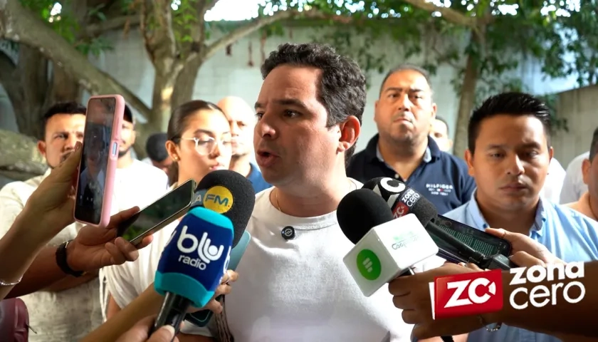 Senador Carlos Meisel. 