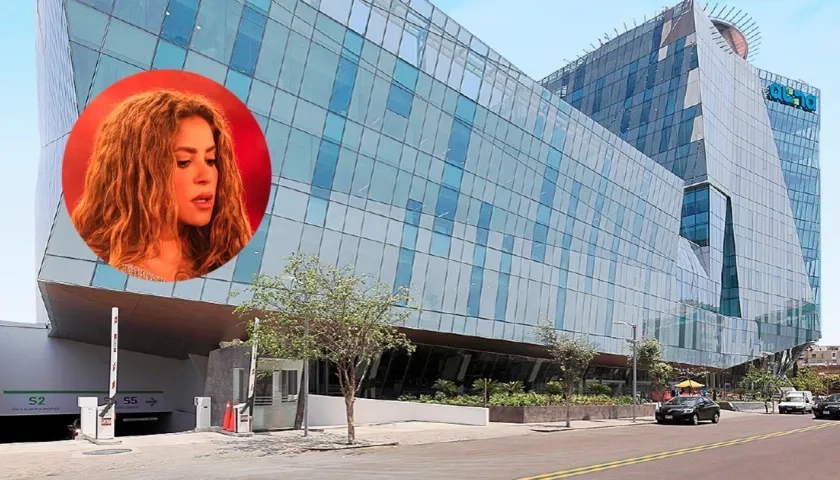 Shakira / Clínica Delgado-Auna.