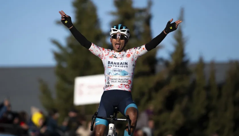 El colombiano Santiago Buitrago, campeón de la Vuelta a la Comunidad Valenciana, comandará al Bahrain.