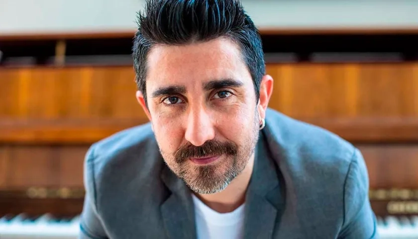 Artista español Álex Ubago. 