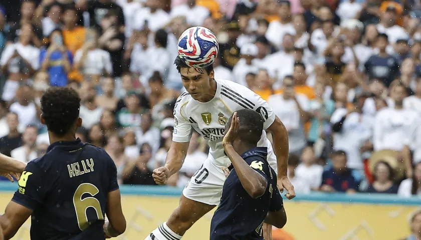 Gonzalo García, con golpe de cabeza, marcó el gol del triunfo del Real Madrid. 