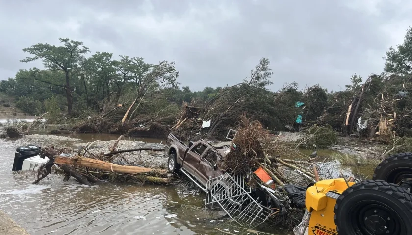 inundaciones en el área rural de Kerrville