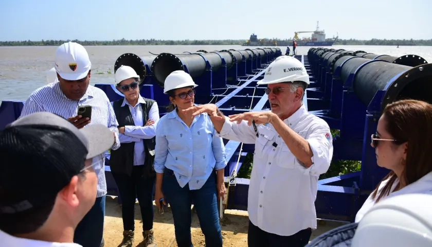 Gobernador Eduardo Verano durante la inspección de las obras.