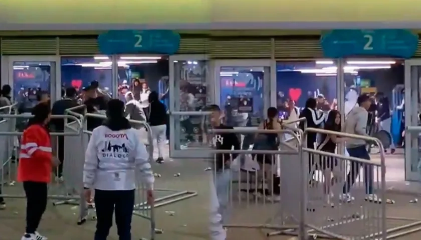 Disturbios esta noche en el Movistar Arena. 