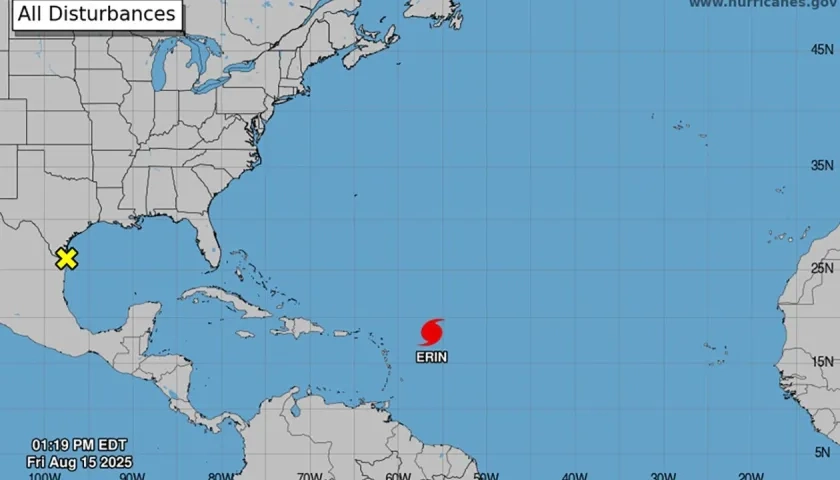 Imagen del reporte del Centro Nacional de Huracanes.