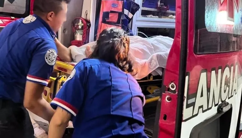 Ilustración de la ambulancia atacada