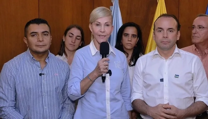 La gobernadora del Valle del Cauca, Dilian Francisca Toro, y el alcalde de Cali, Alejandro Eder.