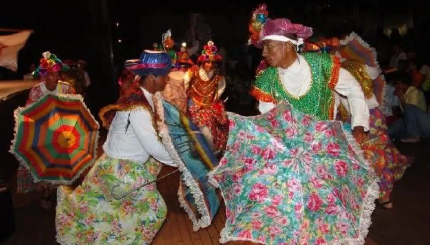 Las farotas de Talaigua hicieron parte del cartel de artistas invitados a la primera Noche del Río.